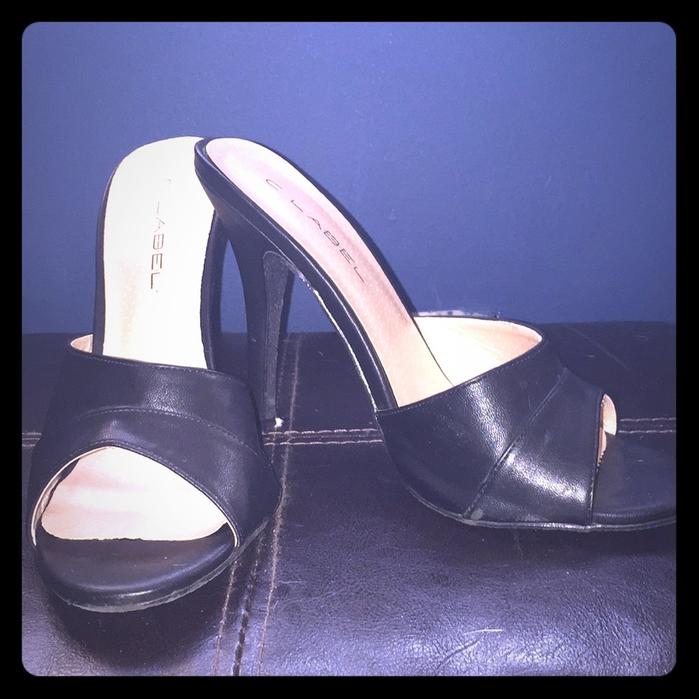 Like new! Pin up, retro high heel mules